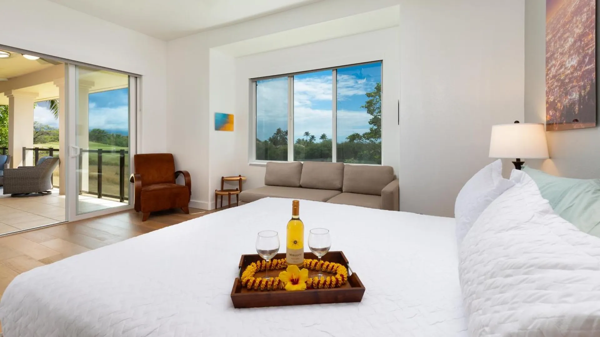 Sun Ray Retreat Ocean Sunsets Views Optional Mauna Kea Hotel Privileges Waimea  United States
